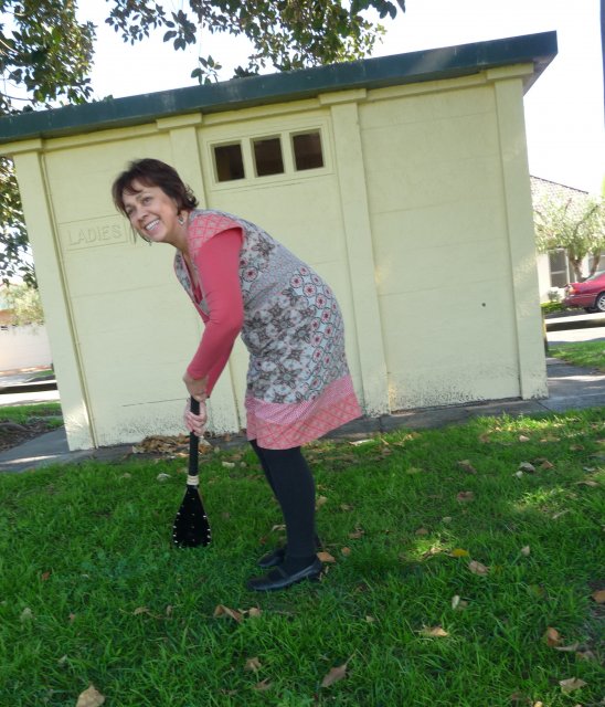 Karen Maber daughter of Margaret Slowgrove playing Vigoro with her Mum at Booralee Park, Botany